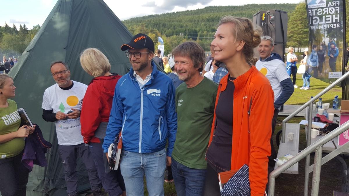 Morten med AP og H Sognsvann sept 2017 tilpasset.jpg